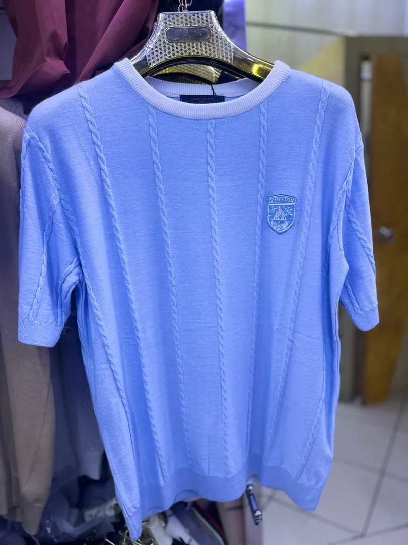 T-shirt en Maille Torsadée à Col Contrasté